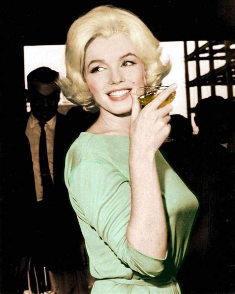 marilyn monroe green dress.